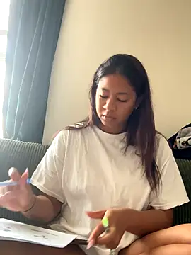 VanessaBling online show from November 14, 4:06 pm