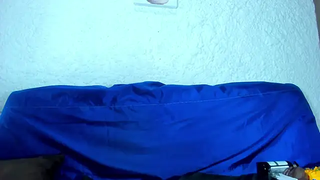 Snapshot of emiily_s chatting on March 20, 12:11 pm emiily s online show from March 20, 12:11 pm
