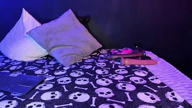 Snapshot of gasaiusagi_golden chatting on September 8, 7:35 pm gasaiusagi golden online show from September 8, 7:35 pm