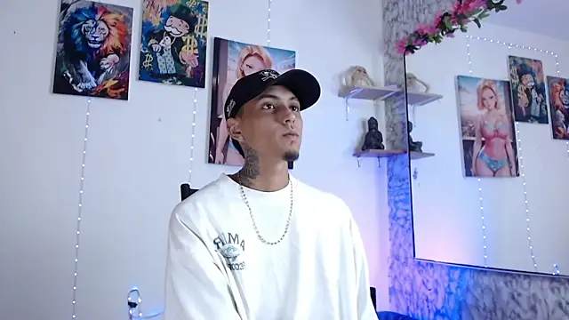 Liam lee online show from September 18, 1:57 pm