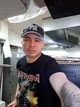 Snapshot of Victorjose3030 chatting on October 17, 7:38 pm Victorjose3030 online show from October 17, 7:38 pm