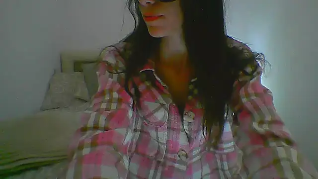 DyamondNaughty online show from December 10, 1:11 am