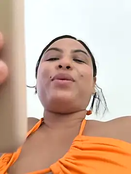 Francesca ferrari online show from December 10, 11:08 pm