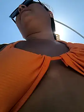 Francesca ferrari online show from January 10, 4:09 pm