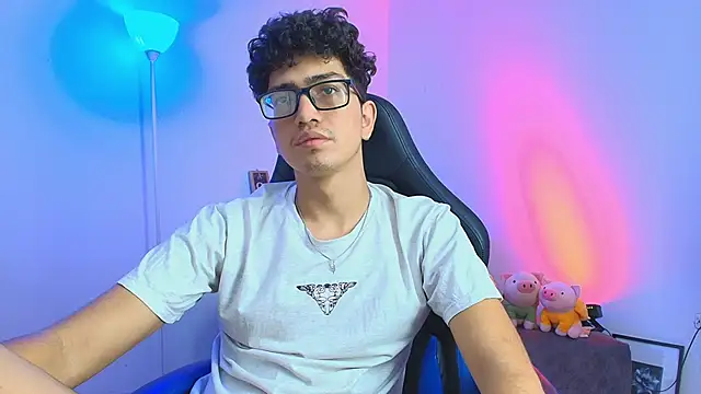 TylerWhite  online show from January 7, 3:53 am