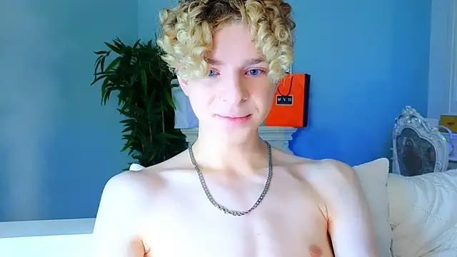 Snapshot of Kudi_Minnt chatting on December 2, 7:16 pm Kudi Minnt online show from December 2, 7:16 pm