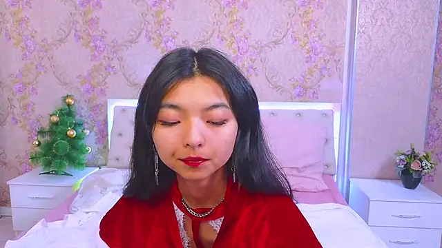 Shy Kira online show from December 23, 12:30 pm