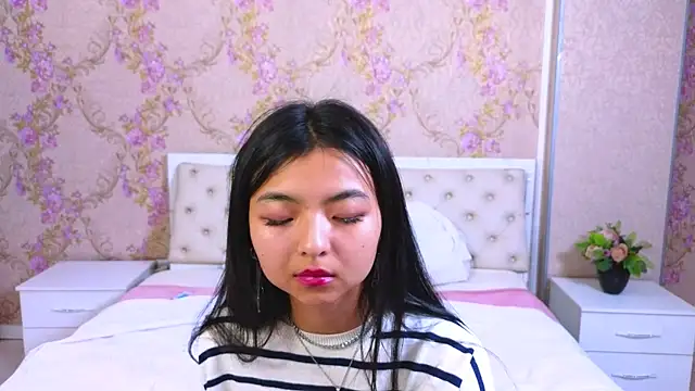 Shy Kira online show from January 23, 6:56 pm