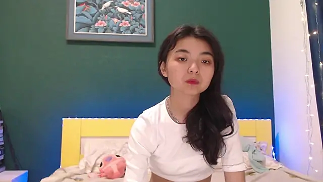 Shy Kira online show from January 15, 10:20 am