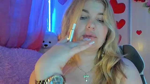 CoraSwon online show from March 2, 3:24 am