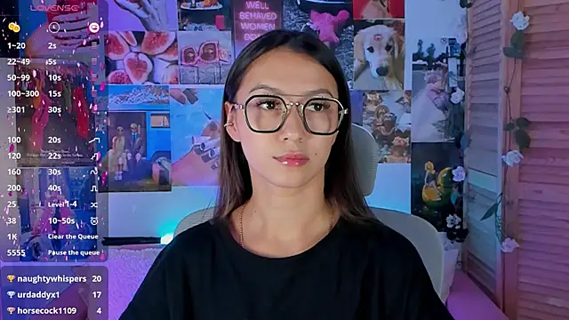 LanaBaker online show from March 3, 6:04 am