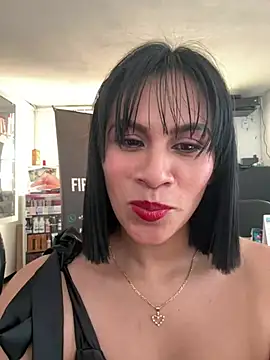 Snapshot of Sofia_Convers chatting on February 1, 3:18 pm Sofia Convers online show from February 1, 3:18 pm