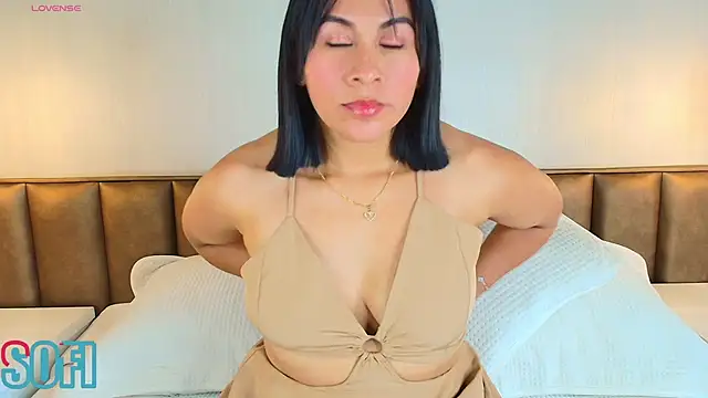 Snapshot of Sofia_Convers chatting on February 21, 1:00 pm Sofia Convers online show from February 21, 1:00 pm