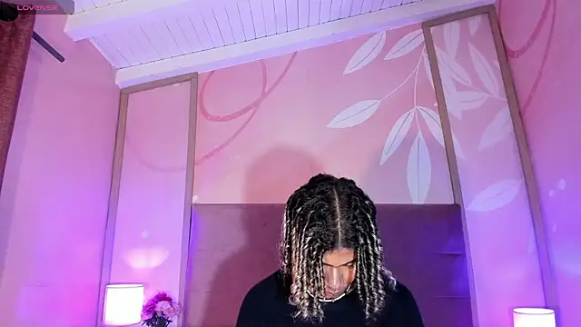 Maxim-Walker online show from March 3, 3:30 am