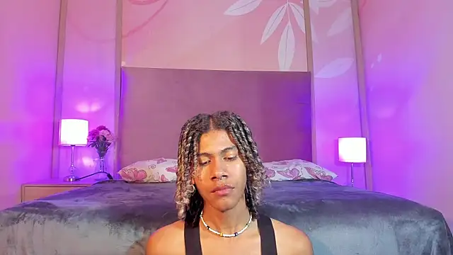 Maxim-Walker online show from March 3, 6:37 am