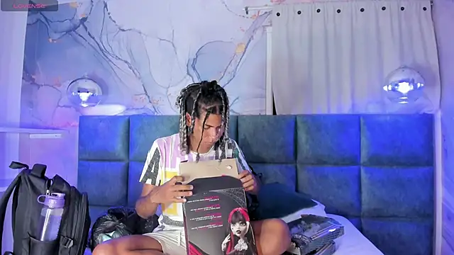 Maxim-Walker online show from September 10, 3:50 am