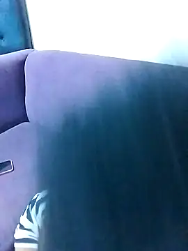 littlebrunett online show from December 18, 11:24 am