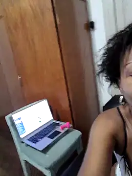 littlebrunett online show from March 6, 9:14 am