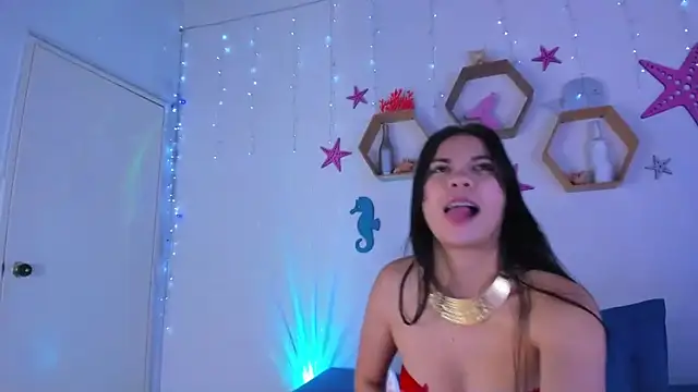 Snapshot of Emiily_Parkerr chatting on November 1, 3:08 am Emiily Parkerr online show from November 1, 3:08 am