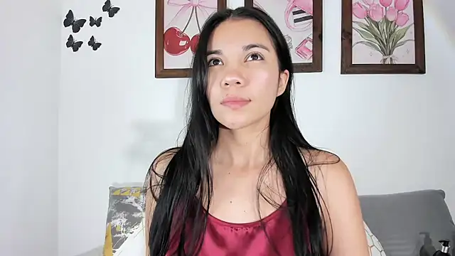 Snapshot of Emiily_Parkerr chatting on February 26, 1:04 am Emiily Parkerr online show from February 26, 1:04 am