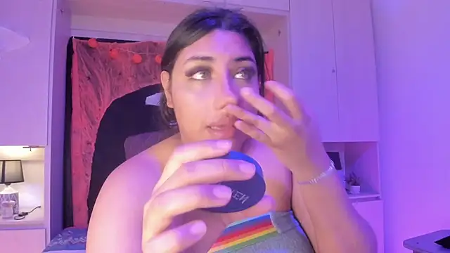 Snapshot of CANDYGABYY chatting on November 2, 4:15 am CANDYGABYY online show from November 2, 4:15 am