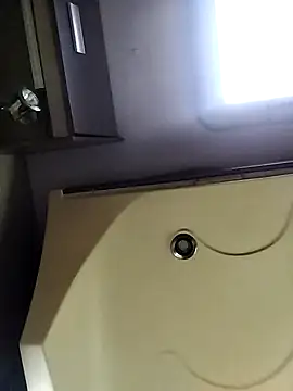 richa22cm online show from April 12, 8:30 am