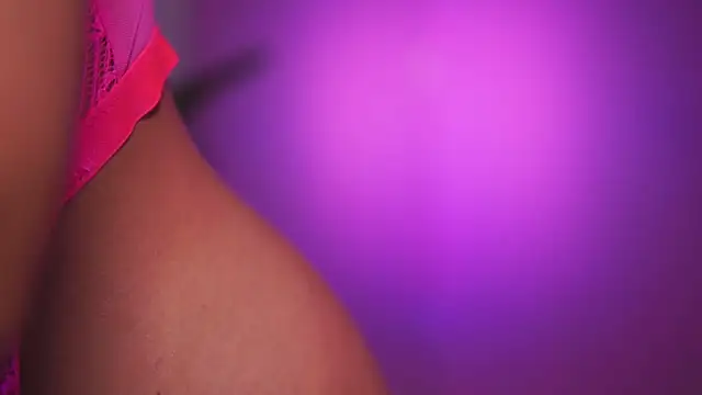 NatyDesiree online show from March 12, 8:08 am