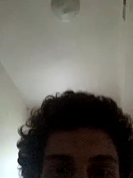 pantslesstraveler plt online show from October 3, 10:51 pm