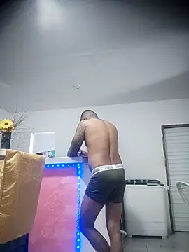 SaucyAffair0 online show from April 5, 3:31 pm