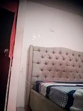 SaucyAffair0 online show from April 19, 2:49 pm