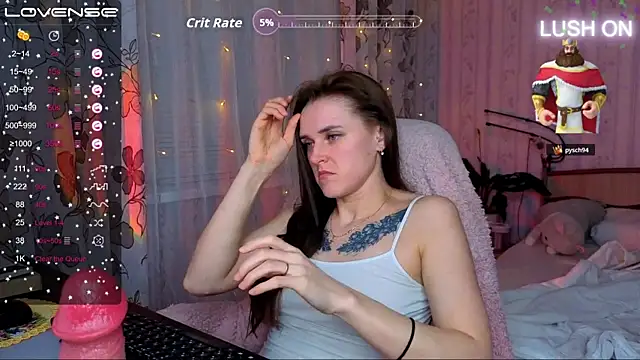 Bella  Swoon online show from February 28, 3:57 pm