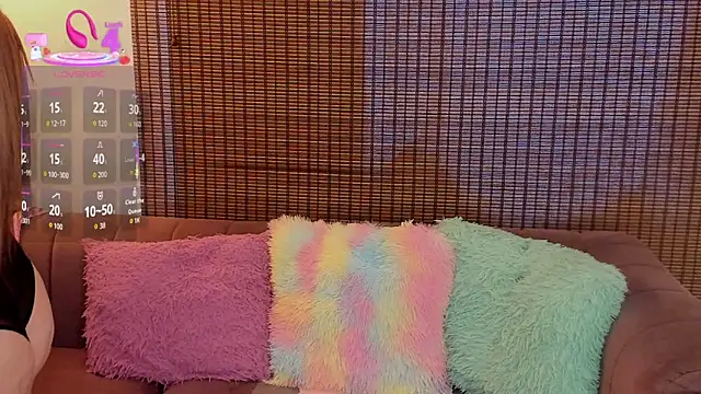 ariana cross online show from March 1, 1:02 pm