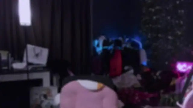 Byeol Dae  online show from December 7, 1:40 pm