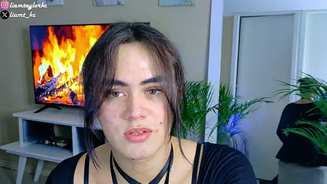 Liam Taylor online show from January 8, 10:56 pm