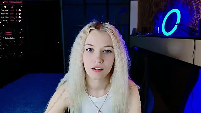 ShhhO O online show from February 26, 7:53 am