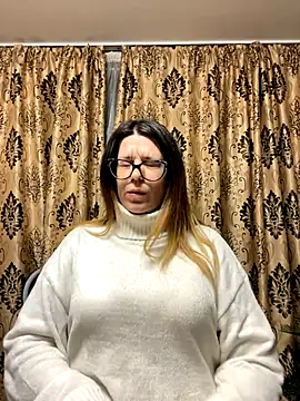 Snapshot of NadiraNoor chatting on October 15, 9:15 pm NadiraNoor online show from October 15, 9:15 pm