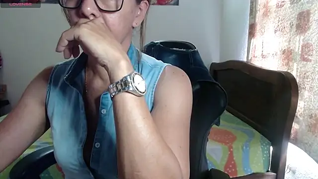 horny paty online show from April 29, 7:09 pm