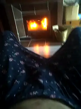 Snapshot of Fred_bo chatting on December 28, 7:33 am Fred bo online show from December 28, 7:33 am