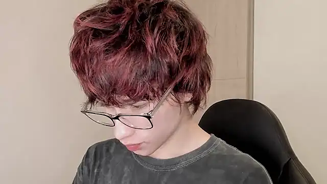 liamelf online show from February 11, 5:23 am