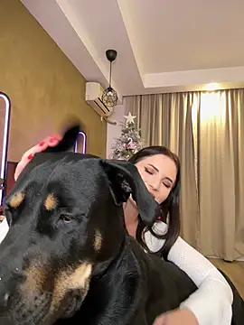 Snapshot of AvaGianna chatting on December 21, 10:08 pm AvaGianna online show from December 21, 10:08 pm