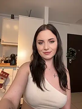 Snapshot of AvaGianna chatting on December 24, 7:44 pm AvaGianna online show from December 24, 7:44 pm