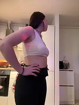 Snapshot of AvaGianna chatting on December 24, 10:49 pm AvaGianna online show from December 24, 10:49 pm