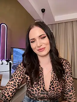 Snapshot of AvaGianna chatting on January 5, 4:59 pm AvaGianna online show from January 5, 4:59 pm