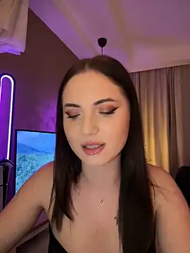 Snapshot of AvaGianna chatting on January 9, 9:26 pm AvaGianna online show from January 9, 9:26 pm