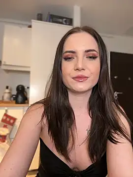 Snapshot of AvaGianna chatting on January 12, 5:22 pm AvaGianna online show from January 12, 5:22 pm