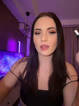 Snapshot of AvaGianna chatting on January 21, 7:39 pm AvaGianna online show from January 21, 7:39 pm