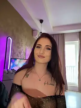 Snapshot of AvaGianna chatting on March 1, 9:29 am AvaGianna online show from March 1, 9:29 am