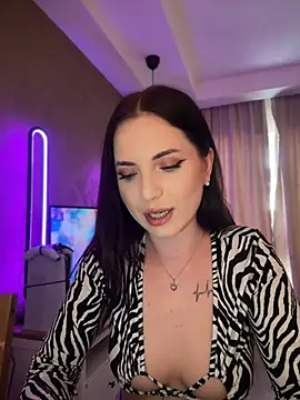 Snapshot of AvaGianna chatting on March 12, 9:44 am AvaGianna online show from March 12, 9:44 am