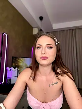 Snapshot of AvaGianna chatting on November 9, 3:21 pm AvaGianna online show from November 9, 3:21 pm