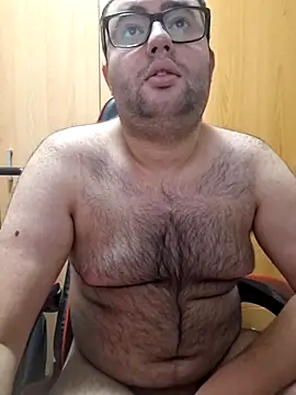 Snapshot of Javier_bear chatting on September 10, 9:48 pm Javier bear online show from September 10, 9:48 pm